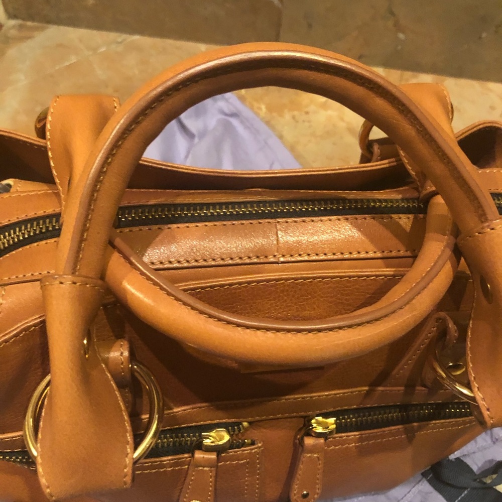 Modalu London Pippa, Small Handbag -Tan Color.